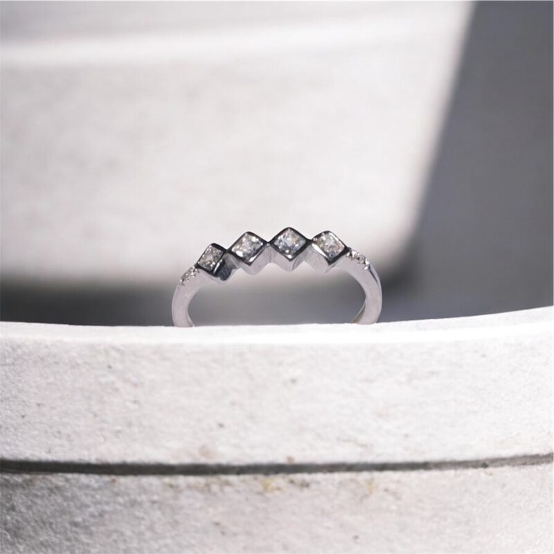 Anillo ajustable plata con Cristales