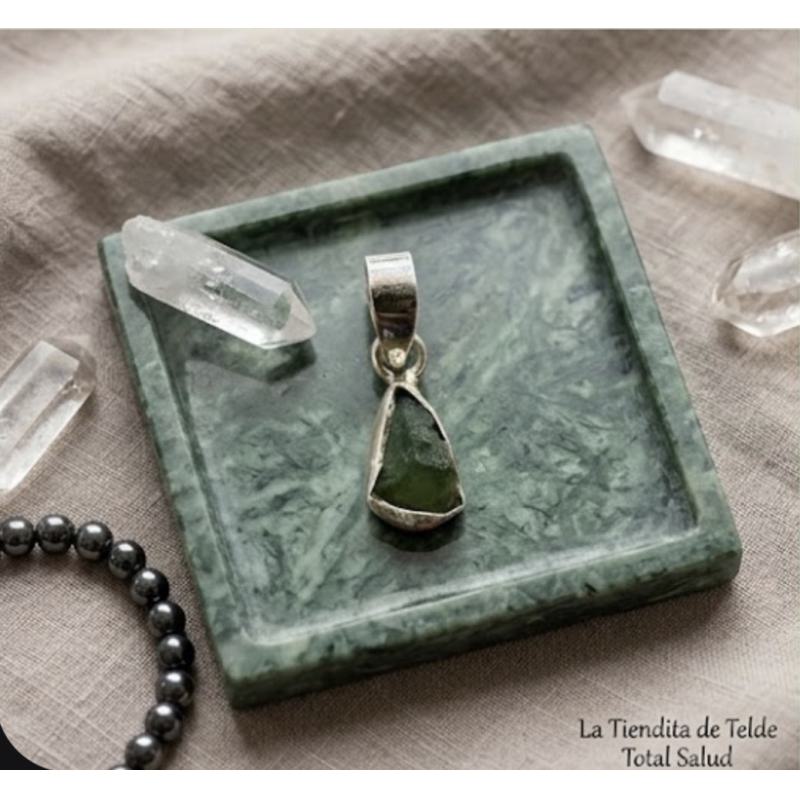 Colgante de Moldavita en Plata de Ley